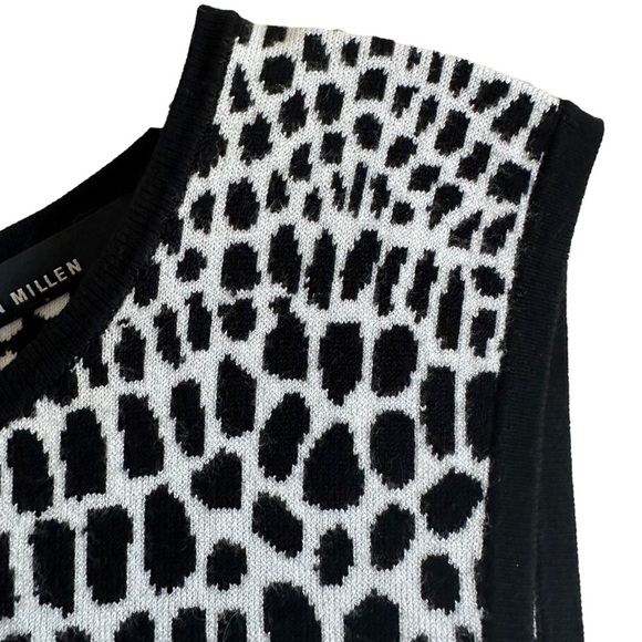 Karen Millen Fit & Flare Knit Sweater Dress Black & White Sz 4 - Picture 4 of 14